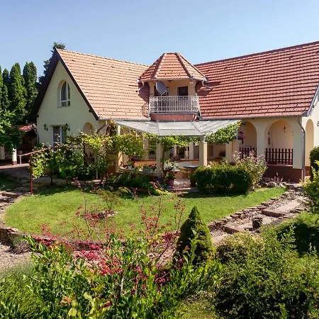 Guest house Irina Haus *
